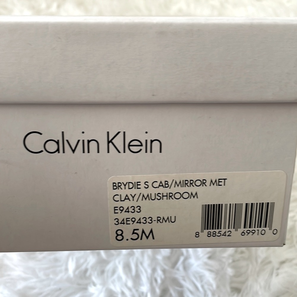Calvin Klein size 8 1/2 with box